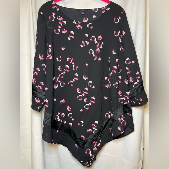 NWT Alfani Black w Pink Abstract Poncho Flowly Top w Satin Stripe Size 0X - Picture 5 of 12